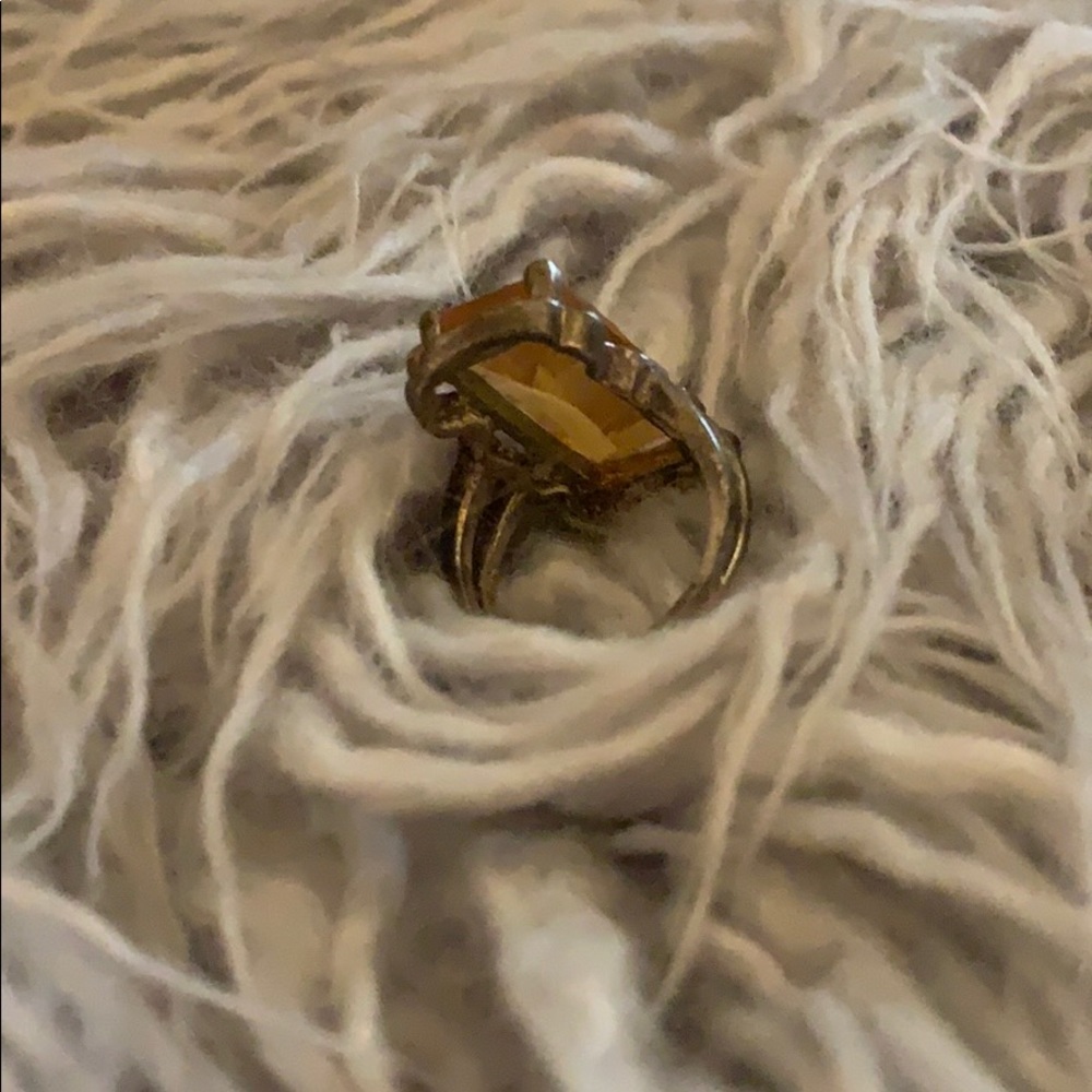 Cute ring!;) - Picture 2 of 3
